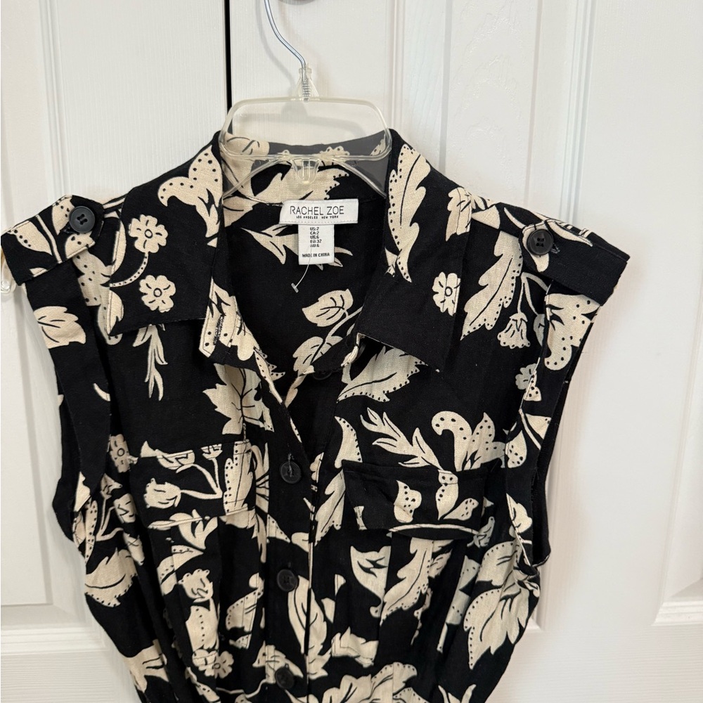 Rachel Zoe Black and Cream Floral Linen Blend Romper Size 2 - Picture 2 of 6